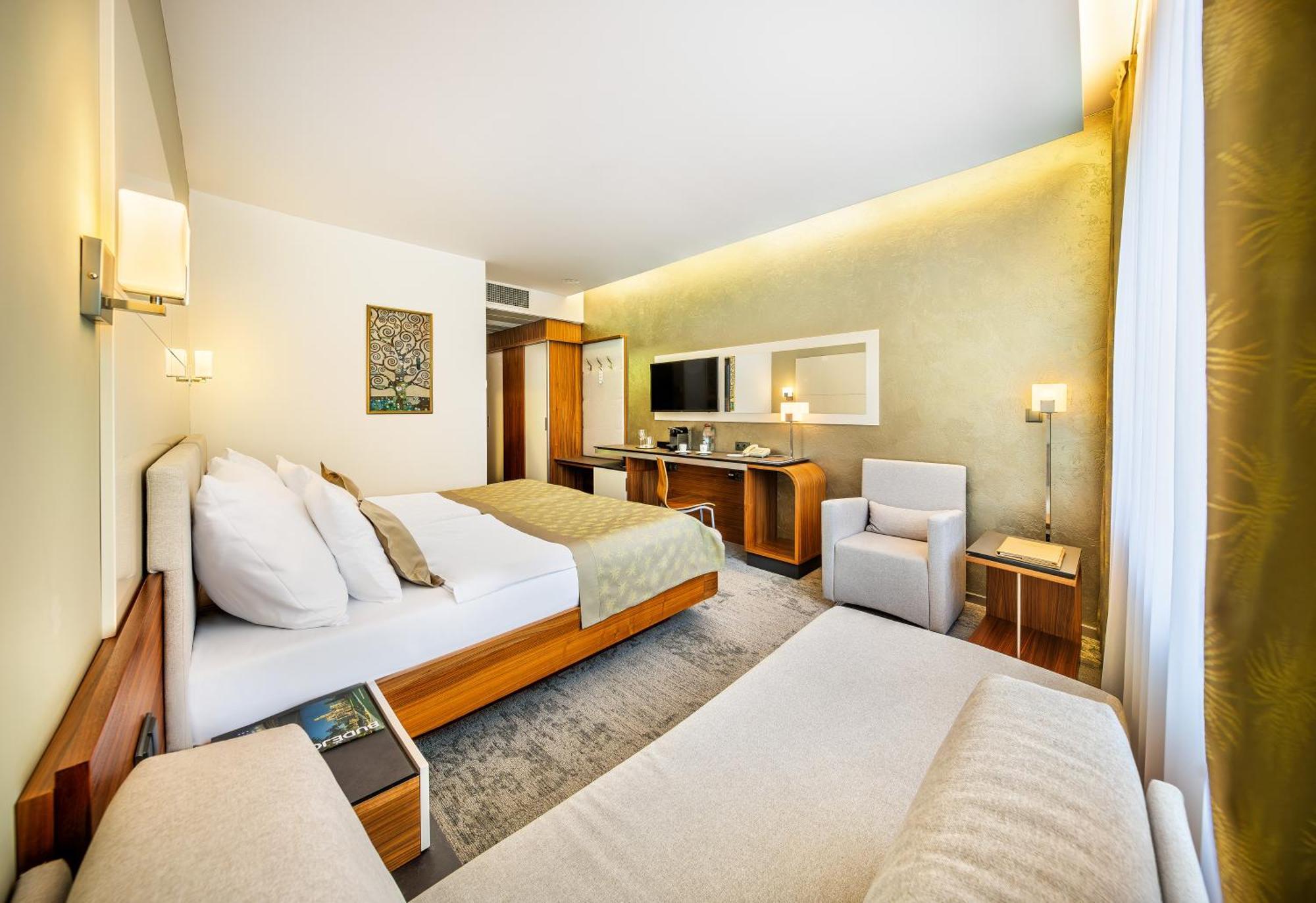 Wellness Hotel Diamant Hluboká nad Vltavou Exterior foto